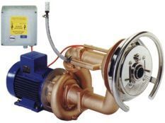 Gegenstrom-Schwimmanlage